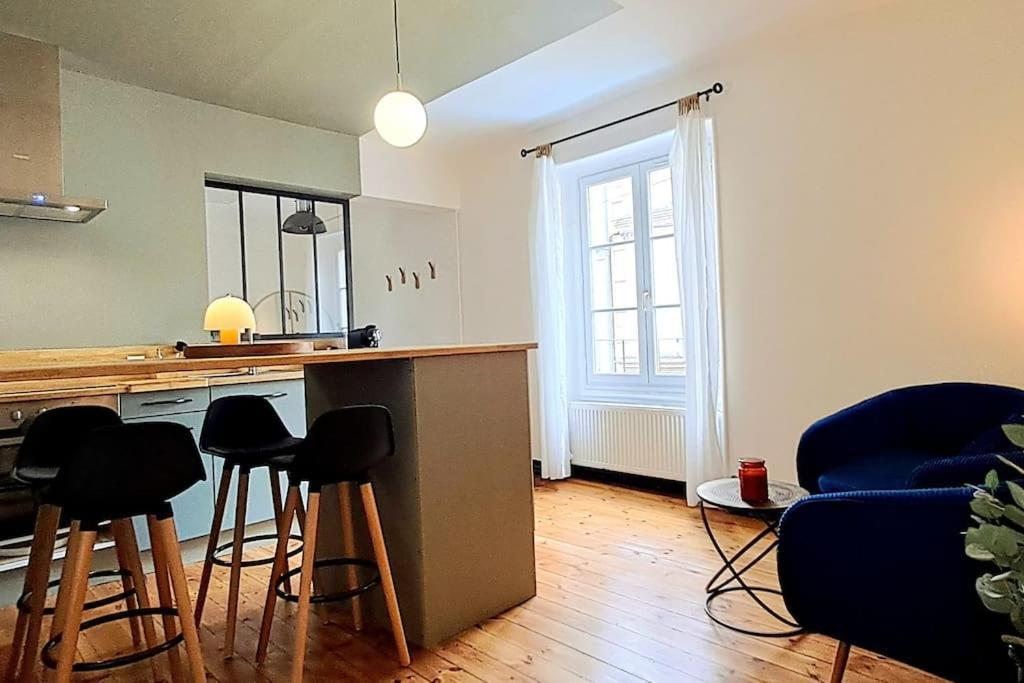 Le Patio - Cinelodge Avec Jardin Poitiers Eksteriør bilde