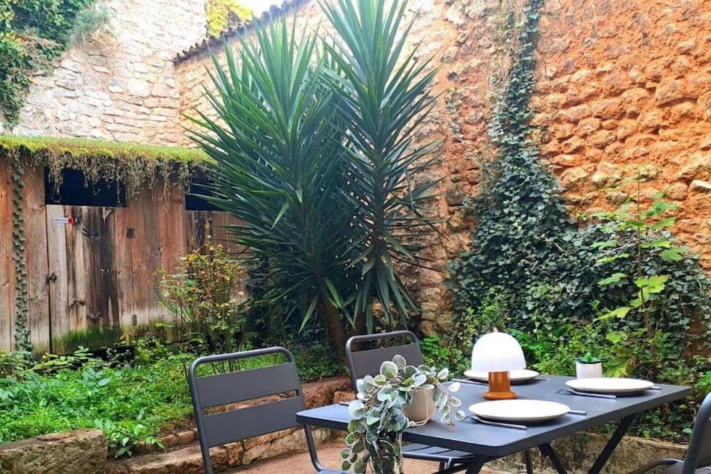 Le Patio - Cinelodge Avec Jardin Poitiers Eksteriør bilde