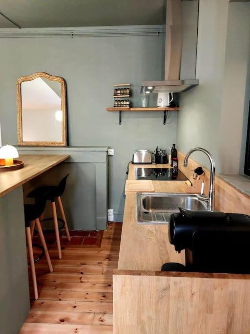 Le Patio - Cinelodge Avec Jardin Poitiers Eksteriør bilde